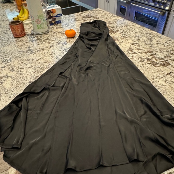 Thatsofetch women’s black strapless dress - Picture 1 of 5